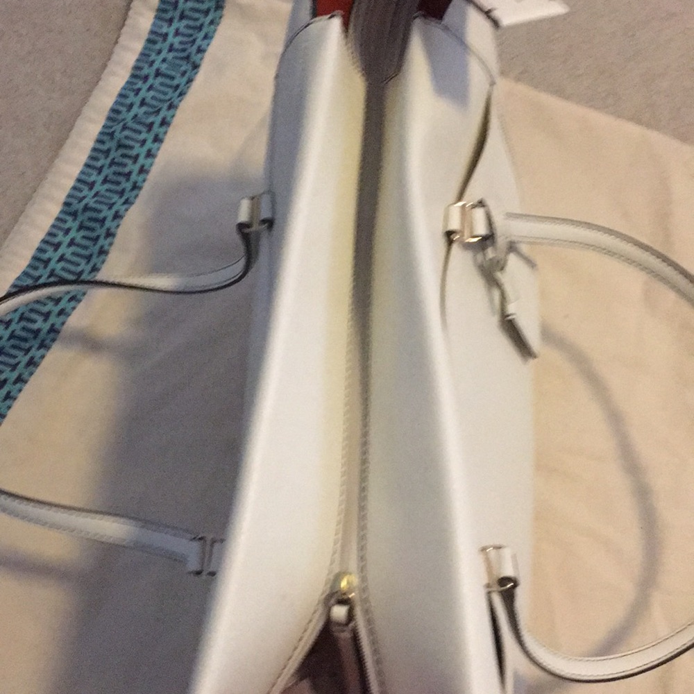 Tory Burch Parker Tote - Picture 3 of 11